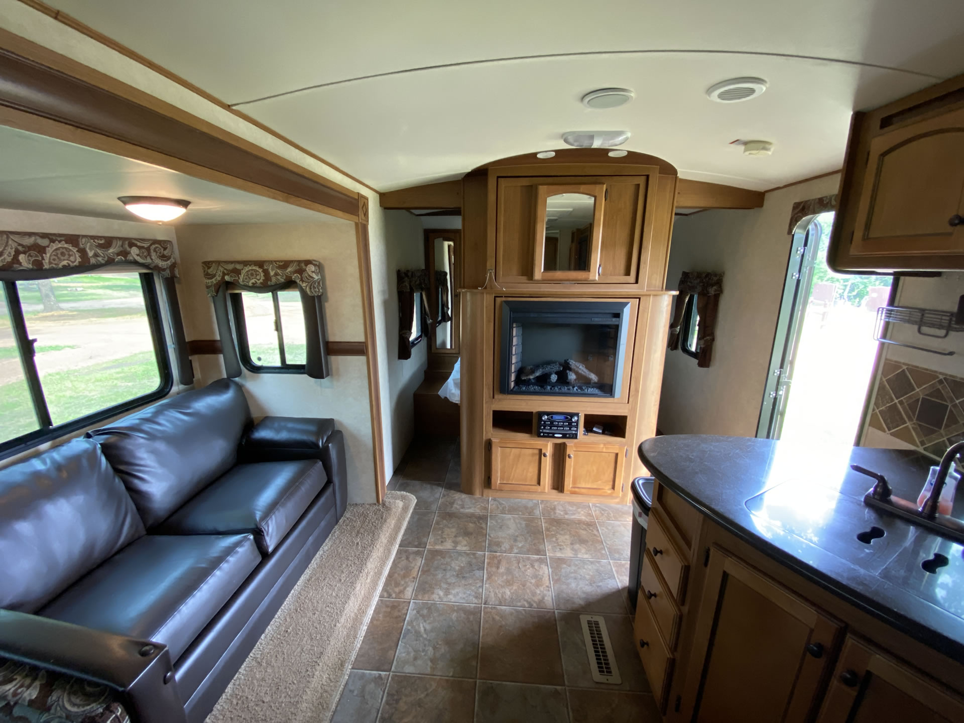 Living Space in the Zinger RV Camper Rental Unit
